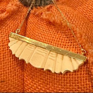 PENDANT NECKLACE & EARRINGS MADE WITH REAL IVORY & 22KT GOLD